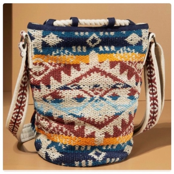 🥳HP🥳 Ruggine Handwoven Navajo Pattern Bucket Shoulder bag - Picture 7 of 8
